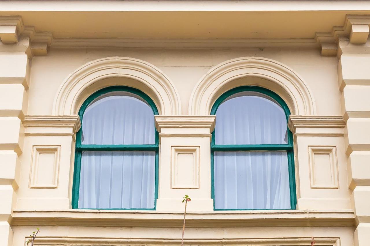 The Grand Hotel & Bar - Akaroa Bagian luar foto